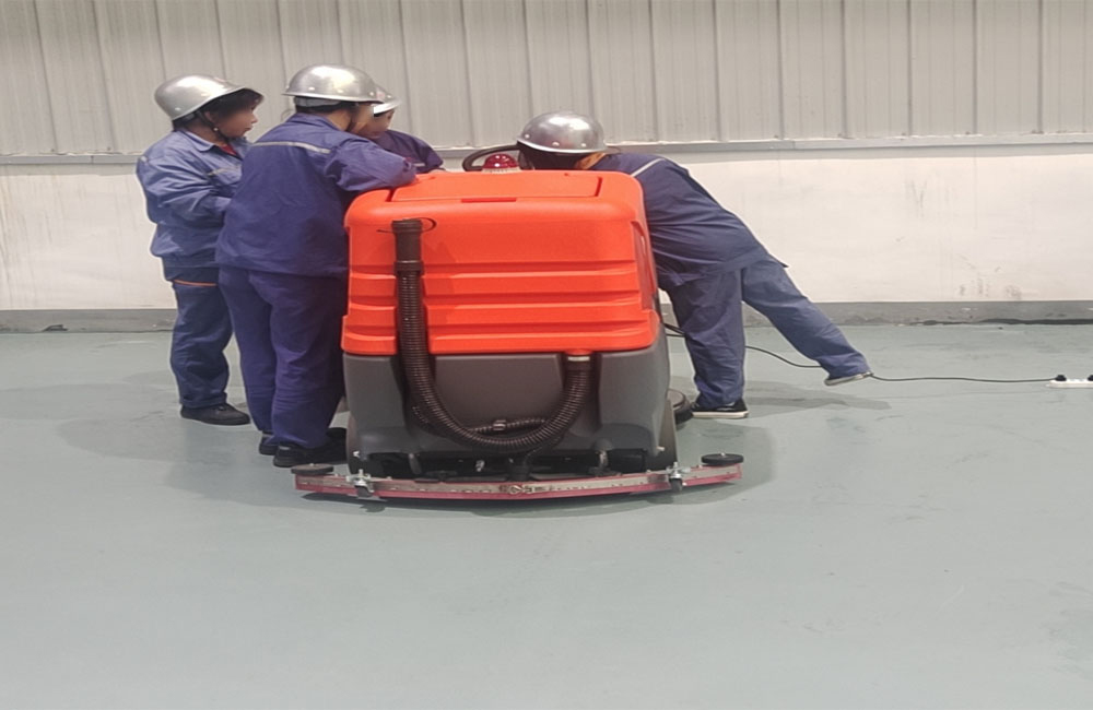上海洗地機(jī)勝敏駕駛吸水電機(jī)更換方式